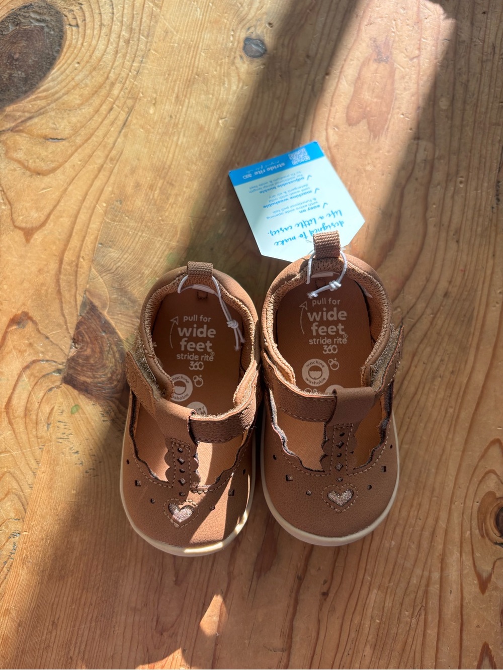 Stride Rite Kids' Brown Wide-Fit Leather Sandals BRAND NEW
